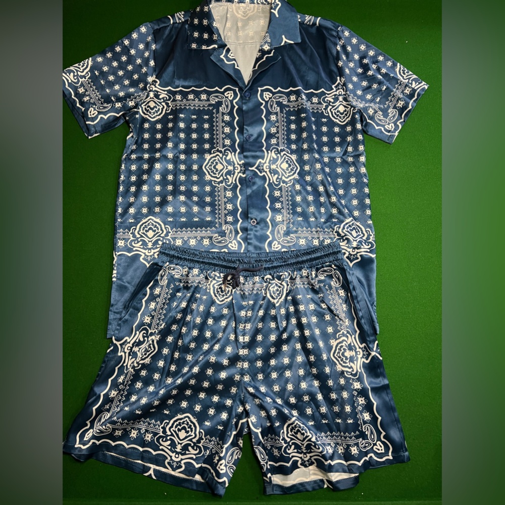 Blue bandanna matching top and bottom